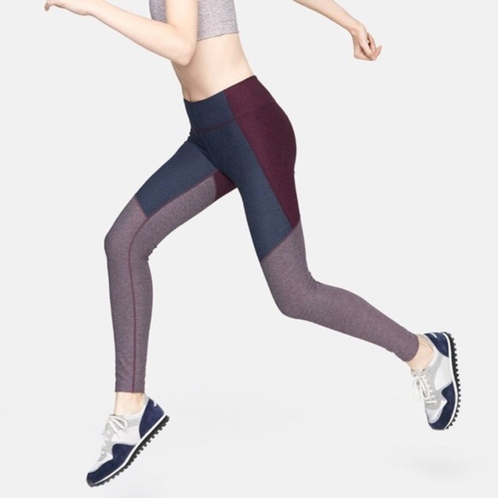 Outdoor Voices 3/4 Tri-Tone Warm-Up Leggings